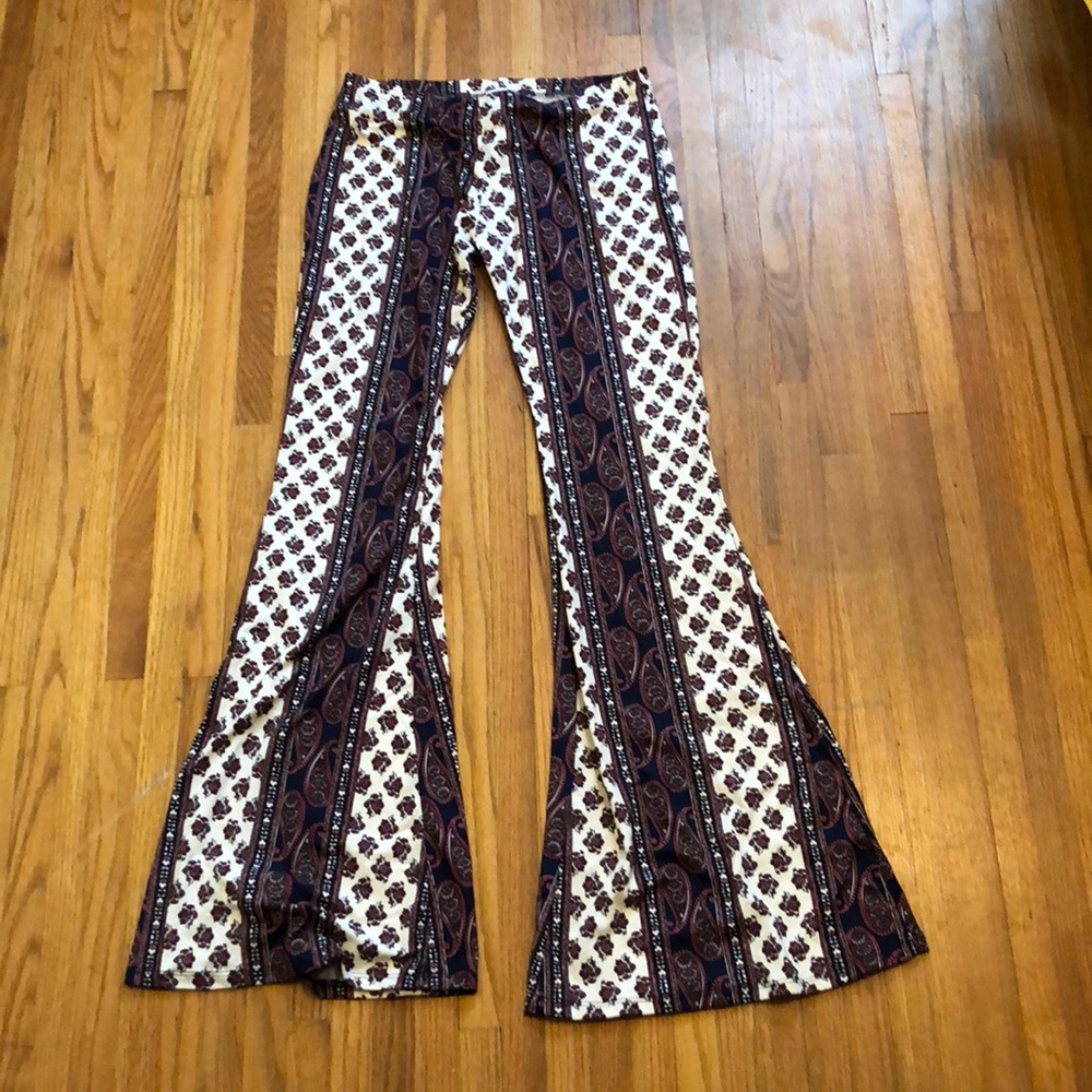 Sizing: 8-10 USA, 28 in waist and hip 38.5 inches